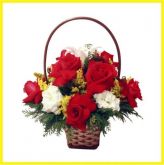 Cesta de Flores  Brancas e  Vermelhas
